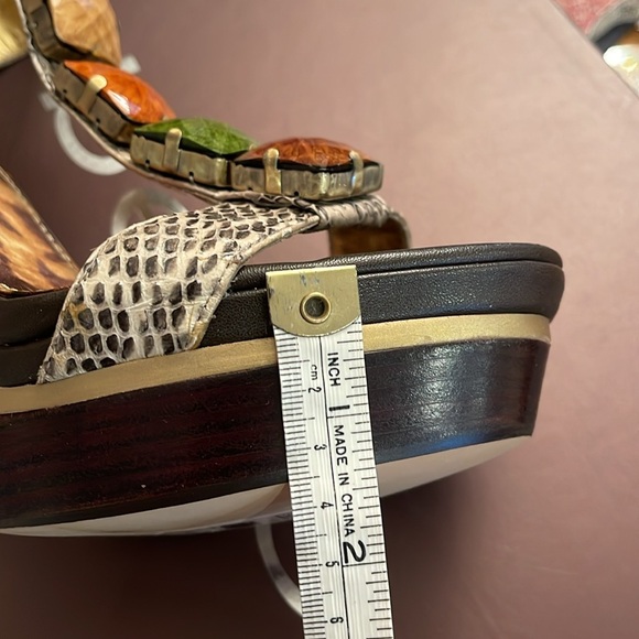 bebe platform shoes - Picture 14 of 15